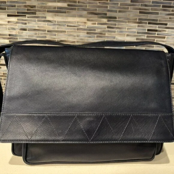 Bottega Veneta Rare Vintage Dark Navy Large Bag.